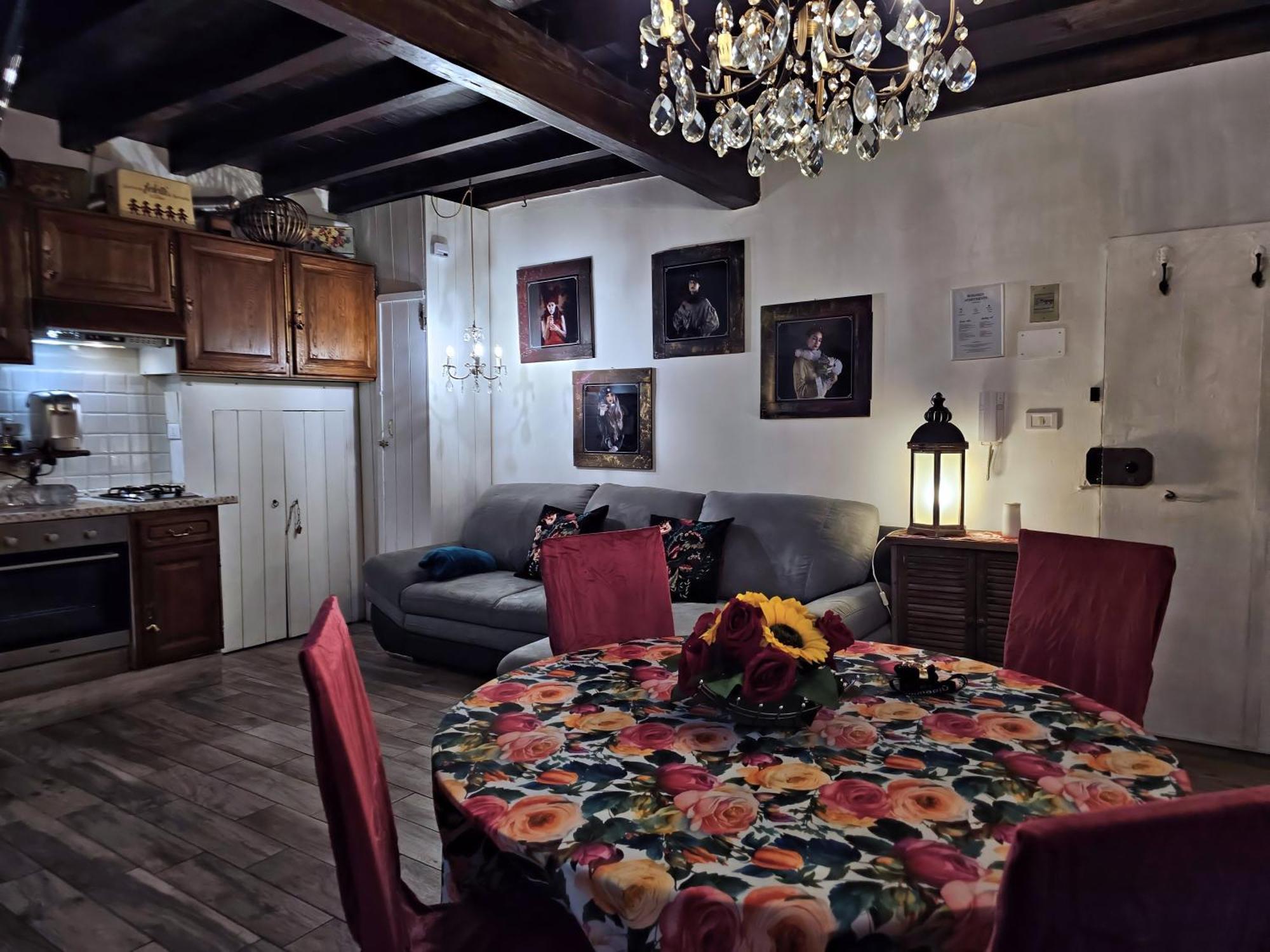 Ferienwohnung Residenza Saragozza Nuovo Stile Gipsy 2025 ! Bologna Exterior foto